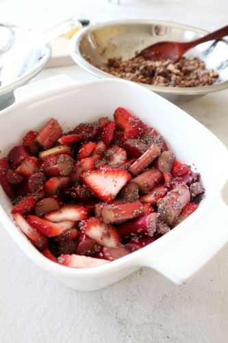  strawberry bowl for vegan rhubarb crisp
